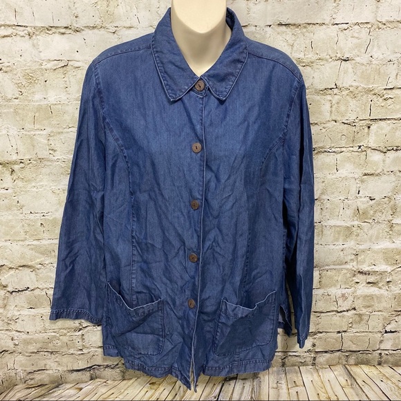 Linden Hall Chambray Denim Look Button Up Shirt - Picture 1 of 4